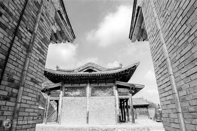 蘭州莊嚴(yán)寺，曾經(jīng)是一位帝王的皇宮內(nèi)苑