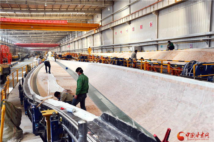 “擰緊”防控閥 打出“組合拳”——玉門市三向發(fā)力推動(dòng)疫情防控、復(fù)工復(fù)產(chǎn)、脫貧攻堅(jiān)齊頭并進(jìn)（圖）