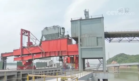 太瘋狂！水泥漲價幾輪，依舊排隊搶購......發(fā)生了什么？