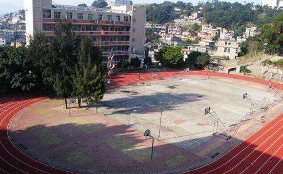 蘭州四城區(qū)初一新生7月23日去對(duì)口學(xué)?？窗?>
        </a><em>蘭州四城區(qū)初一新生7月23日去對(duì)口學(xué)?？窗?/em></li>
    <li><a  target=