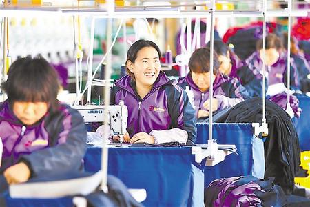 【抓“六穩(wěn)” 促“六?！薄糠€(wěn)就業(yè)有良策 保就業(yè)出實(shí)招——甘肅省全力以赴支持穩(wěn)定就業(yè)確保就業(yè)形勢(shì)總體穩(wěn)定