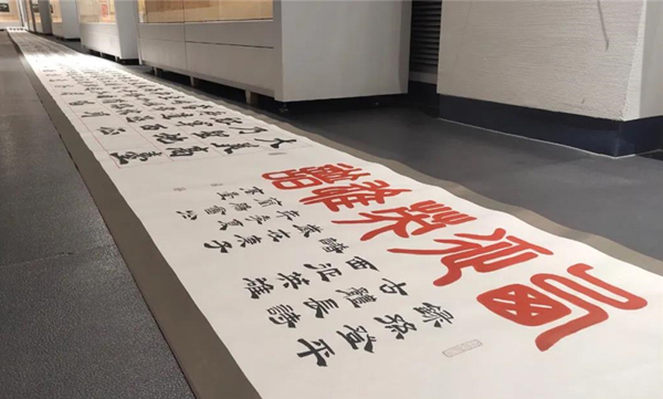 高臺縣文聯創(chuàng)作書法作品百米長卷《西征英雄譜》受關注