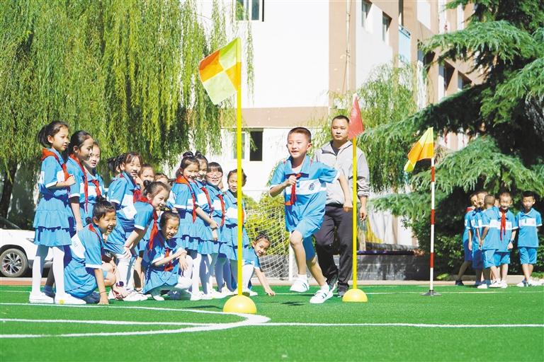 我們開學(xué)了！