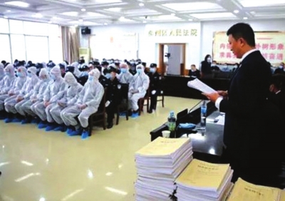 天水秦州區(qū)開審18人涉惡案 被控涉嫌敲詐勒索、尋釁滋事、開設(shè)賭場(chǎng)等