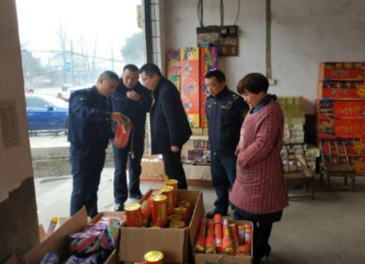 蘭州市市場(chǎng)監(jiān)管部門開展煙花爆竹專項(xiàng)檢查