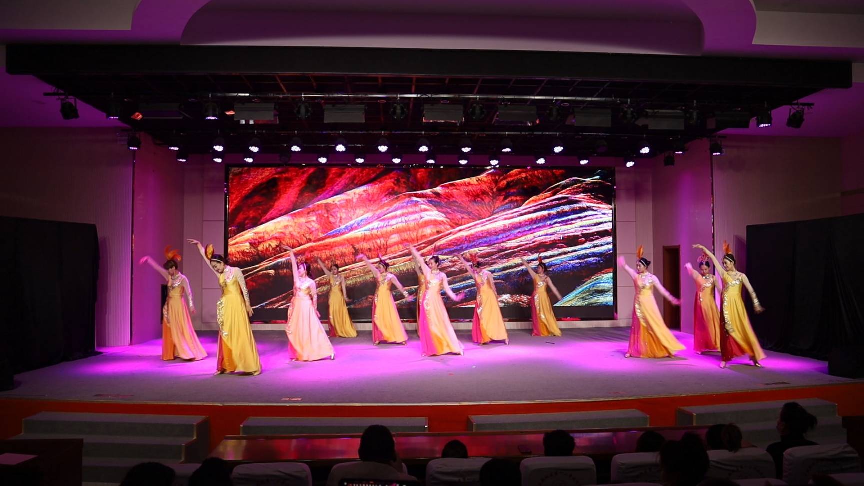 張掖市非遺舞臺劇《寶卷印象》在武威、金昌等市州上演