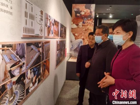 圖為展覽現(xiàn)場?！●T志軍 攝