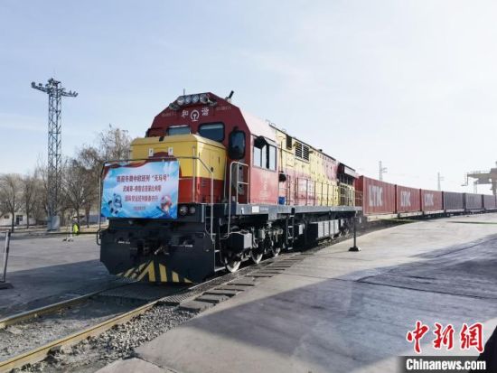 甘肅企業(yè)走出去“危中育新機(jī)” “借船出?！蓖貒?guó)際市場(chǎng)