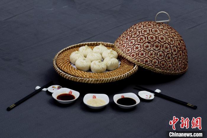 圖為甘肅臨夏回族自治州美味——河州包子。(資料圖) 臨夏州委宣傳部供圖